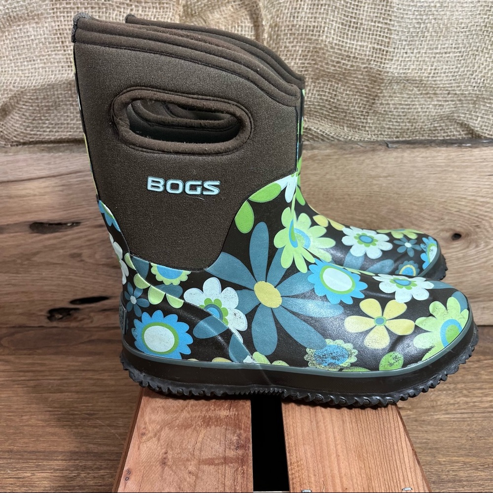 Bogs Mid Cosmos Multi Floral Rain Boots Women’s Size 6